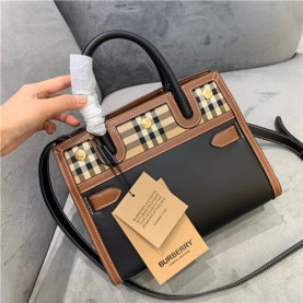 BURBERRY 버버리 타이틀백 스몰 B501088