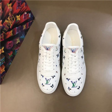 LOUIS VUITTON 루이비통 남성용 스니커즈 L38888-2 2COLOR