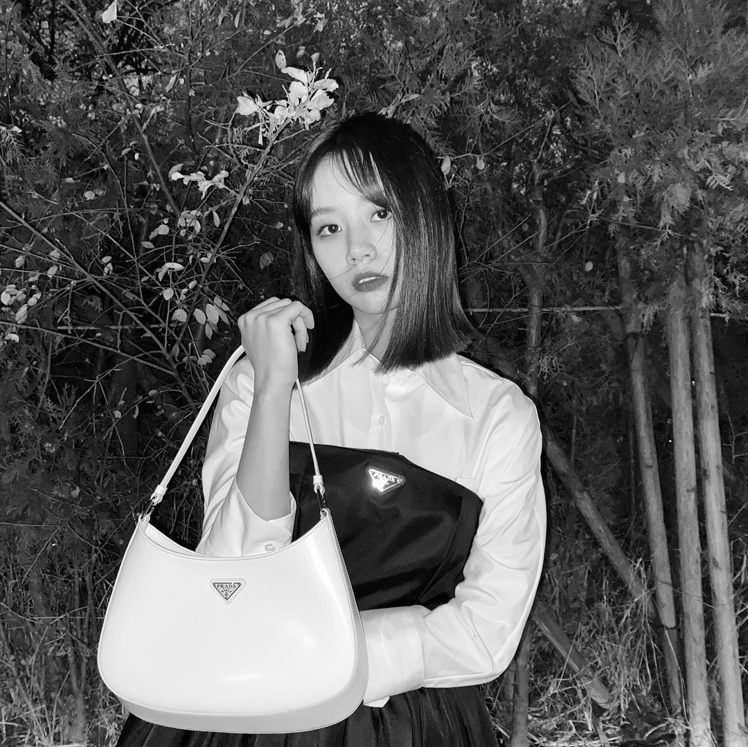 45위 [걸스데이 혜리] PRADA 프라다 클레오 브러시드 가죽 숄더백 1BC499 4COLOR