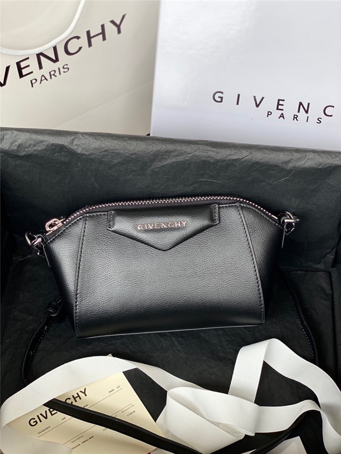 GIVENCHY 지방시 미니 안티고나백 G100555