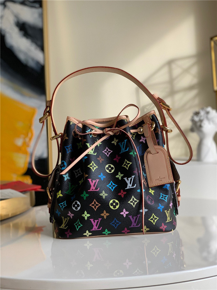 LOUIS VUITTON 루이비통 멀티 쁘띠노에 M42229