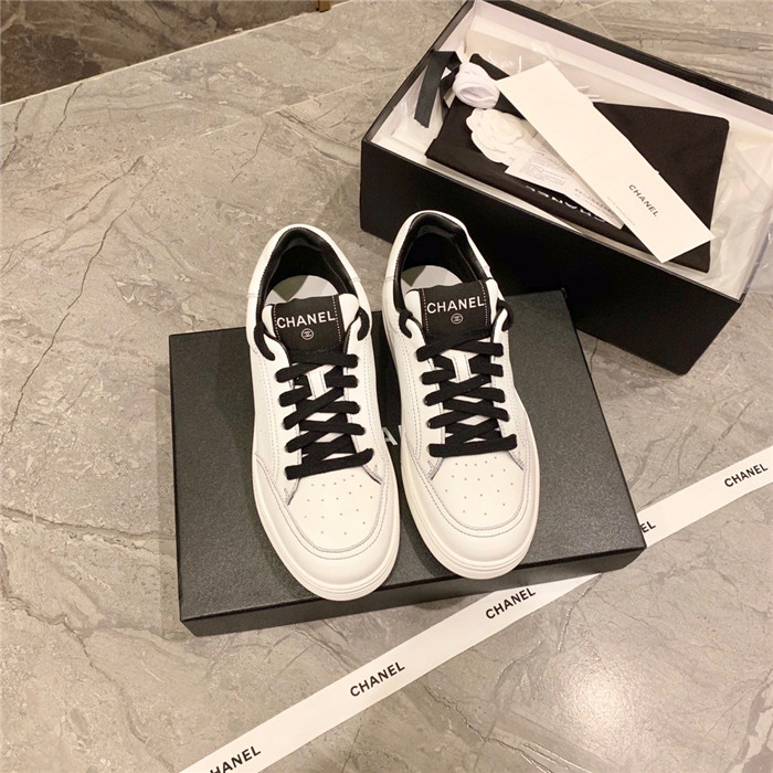 CHANEL 샤넬 여성용 스니커즈 C10205-2 2COLOR