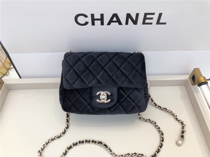 CHANEL 샤넬 골드볼 쁘띠삭 미니 플랩백 18CM AS1786 