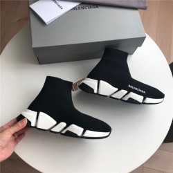 BALENCIAGA 발렌시아가 업그레이드 스피드러너 B96950 신상