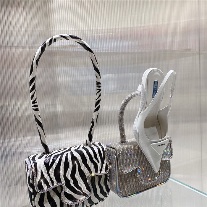 PRADA 프라다 샌들 힐 (힐높이3CM) P31205 2COLOR