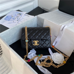 CHANEL 샤넬 미니 플랩백 AS2379