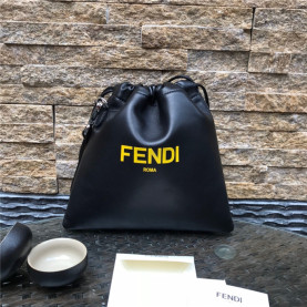FENDI 펜디 숄더&크로스백 미듐