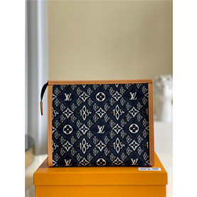 LOUIS VUITTON 루이비통 SINCE 1854 포쉐트 토일레트