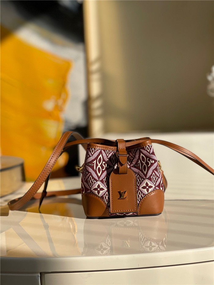 LOUIS VUITTON 루이비통 노에퍼스 숄더백