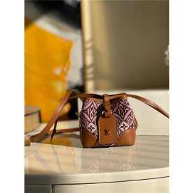 LOUIS VUITTON 루이비통 노에퍼스 숄더백