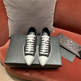 PRADA 프라다 여성용 스니커즈 P15406 2COLOR