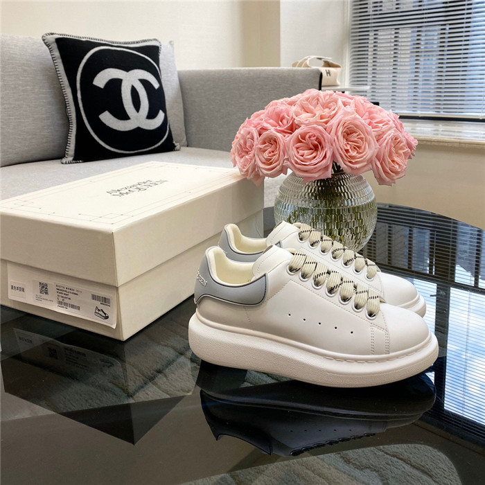 ALEXANDER MCQUEEN 알렉산더맥퀸 남여공용 스니커즈 M62050 2021/신상