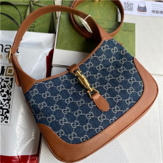 GUCCI 구찌 재키 1961 호보백 636709 신상