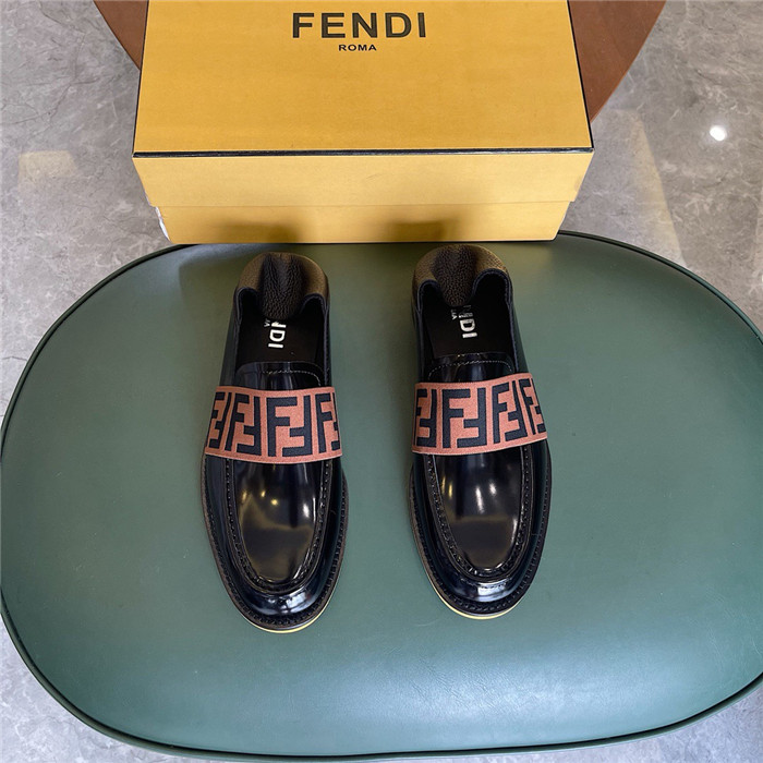 FENDI 펜디 남성용 구두 F610500