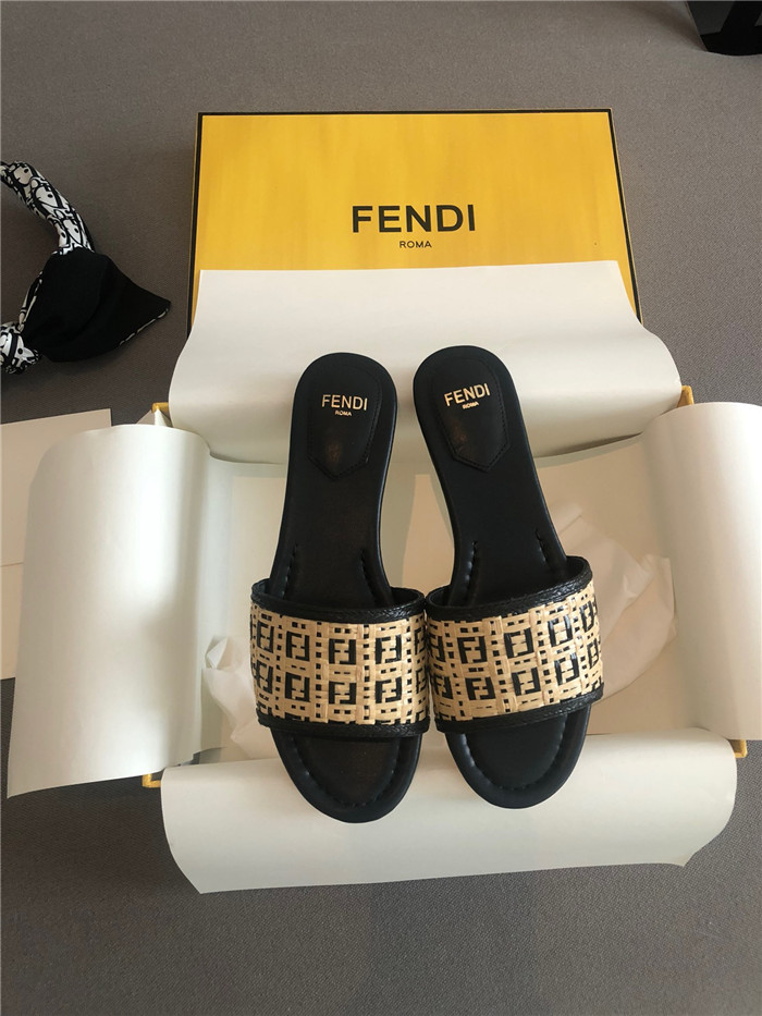 FENDI 펜디 여성용 슬리퍼 F47088