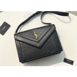 SAINT LAURENT 생로랑 가비 사첼 퀄팅 숄더백 Y668863