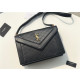 SAINT LAURENT 생로랑 가비 사첼 퀄팅 숄더백 Y668863