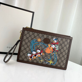 GUCCI 구찌 도널드덕 클러치