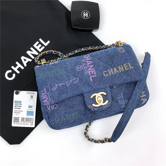 CHANEL 샤넬 데님 플랩백 C69010
