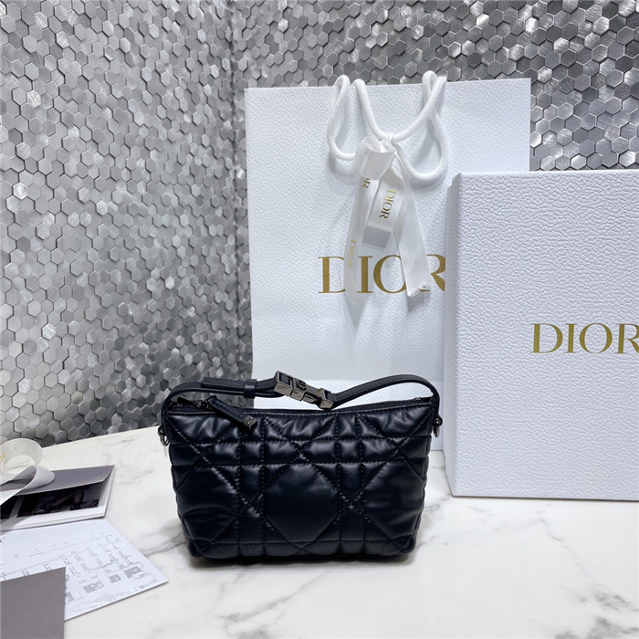 DIOR 디올 트래블 노마드 파우치   S5554