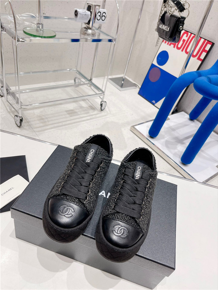 CHANEL 샤넬 여성용 스니커즈 (굽5CM) C32588
