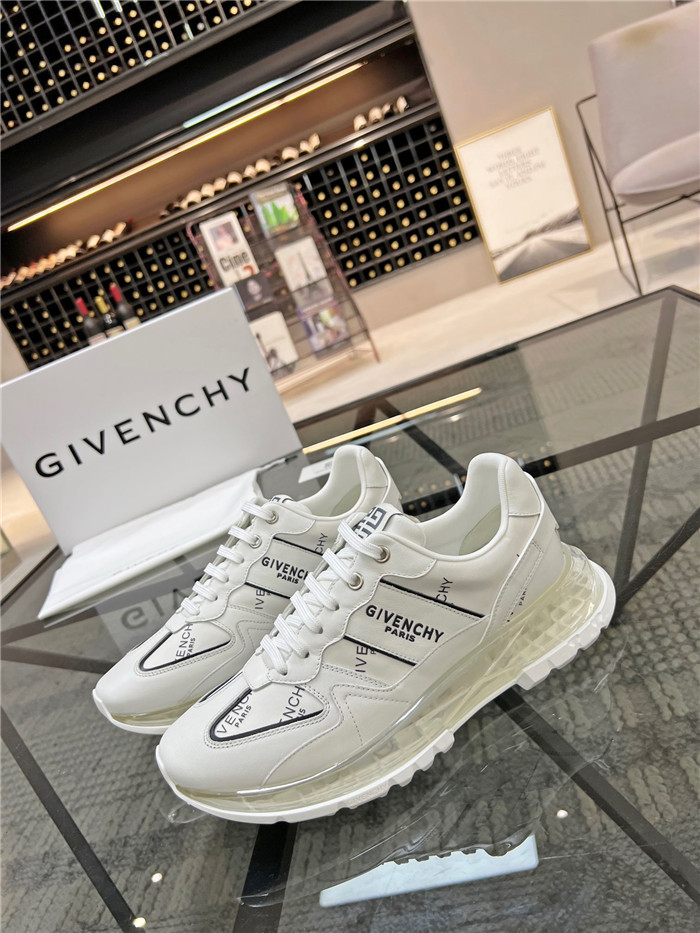 GIVENCHY  지방시 남성용 스니커즈 G49440