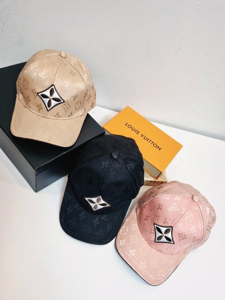 LOUIS VUITTON 루이비통 볼캡
