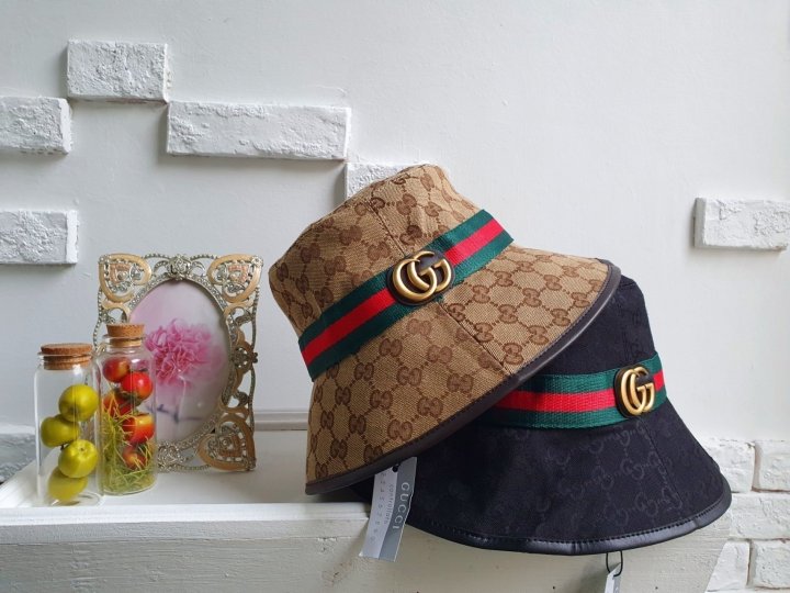 GUCCI 구찌 삼선띠벙거지. 고급