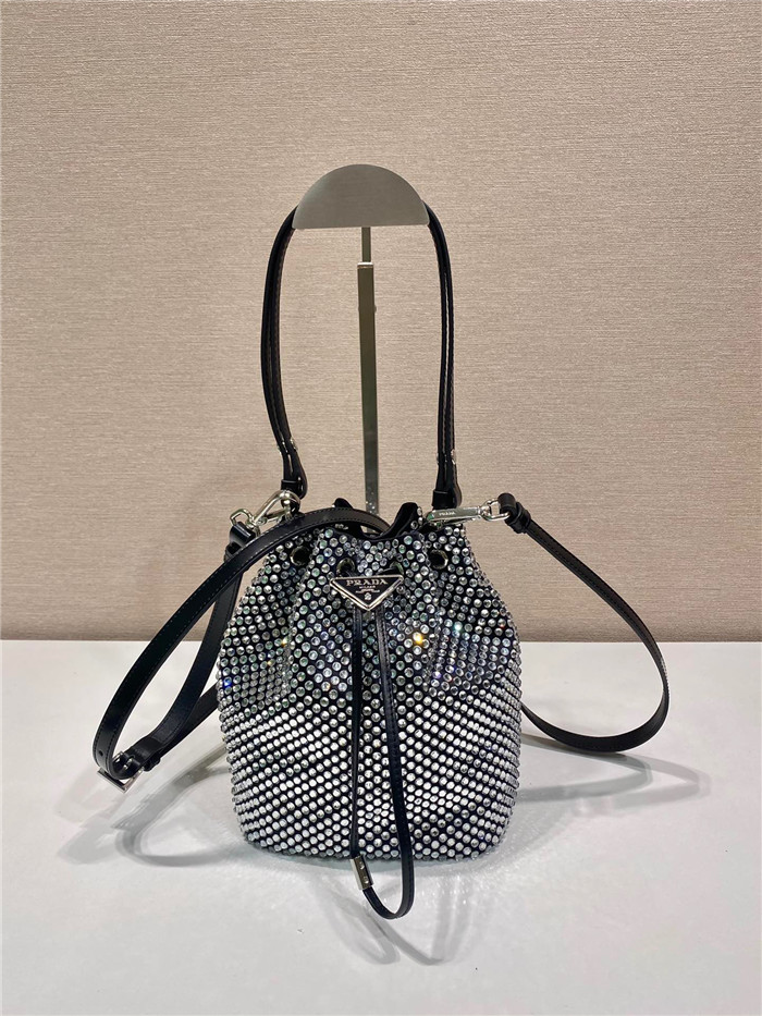 PRADA 프라다 크리스털 장식 새틴 스몰 버킷백 1BE067