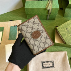 GUCCI 구찌 인터로킹 GG 여권 케이스지갑 724562 2COLOR