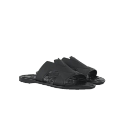  LOUIS VUITTON 루이비통 오아시스 뮬 모노그램 슬리퍼 L21001