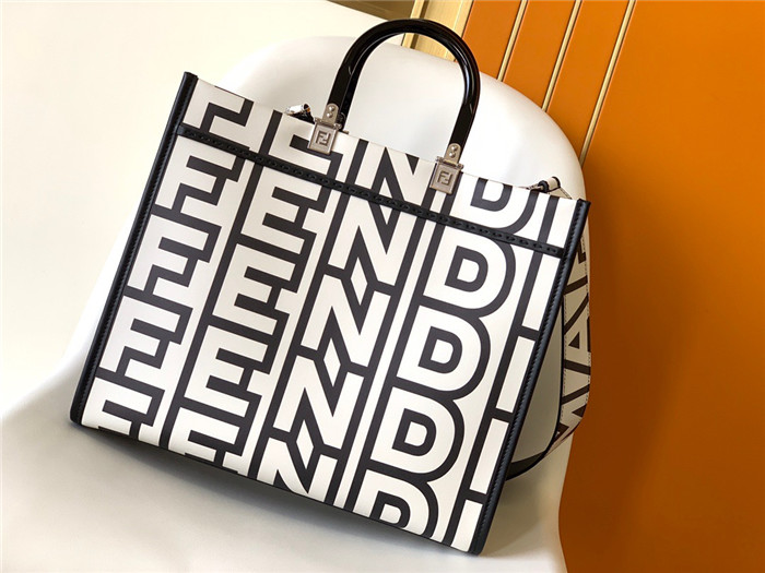 FENDI 펜디 선샤인 쇼퍼백 F8372