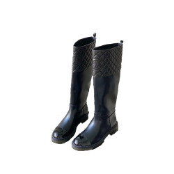 29위 CHANEL 샤넬 여성용 롱 부츠 C80010