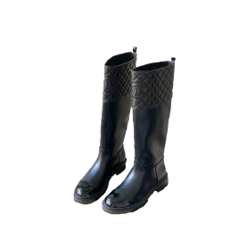 29위 CHANEL 샤넬 여성용 롱 부츠 C80010