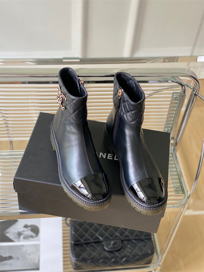 CHANEL 샤넬 여성용 부츠 C54110