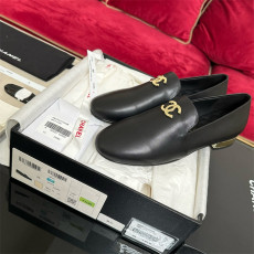 CHANEL 샤넬 여성용 로퍼 C68079