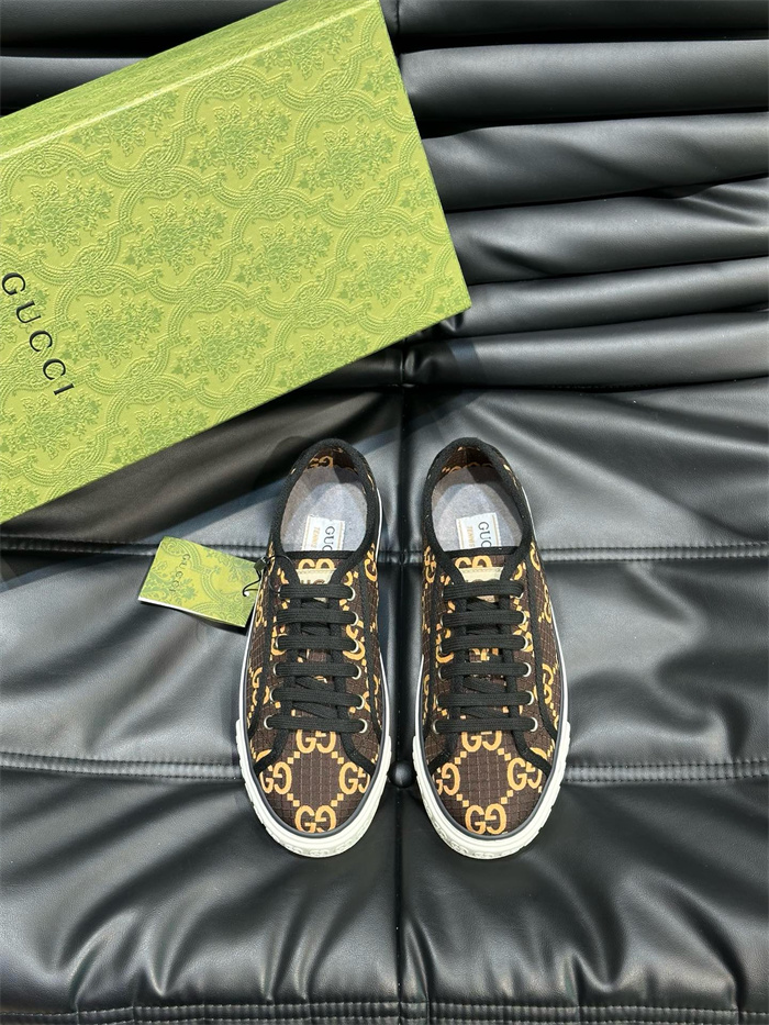 GUCCI 구찌 남성용 스니커즈 G45232 2COLOR
