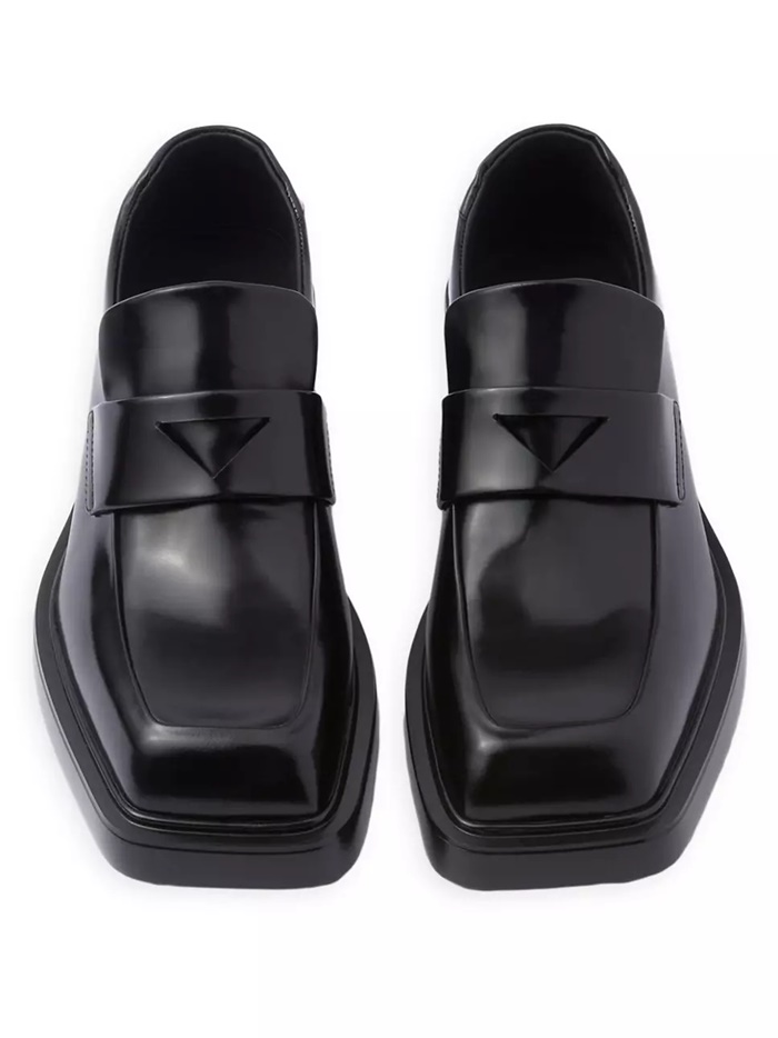 PRADA 프라다 여성 블랙 로퍼