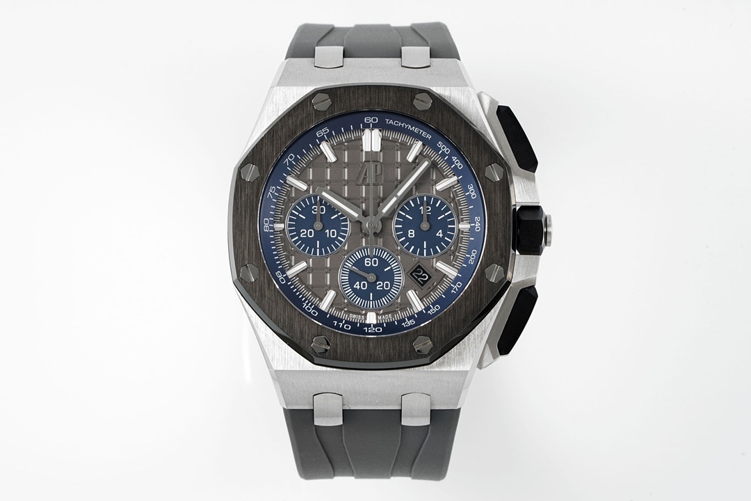 AUDEMARS PIGUET 오데마피게 로얄오크 오프쇼어 크로노 그레이 26420