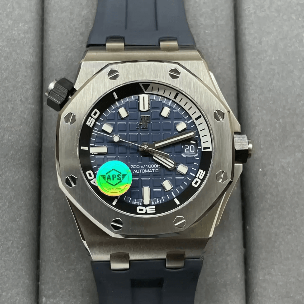 AUDEMARS PIGUET 오데마피게 로얄오크 오프쇼어 다이버 청판 15720