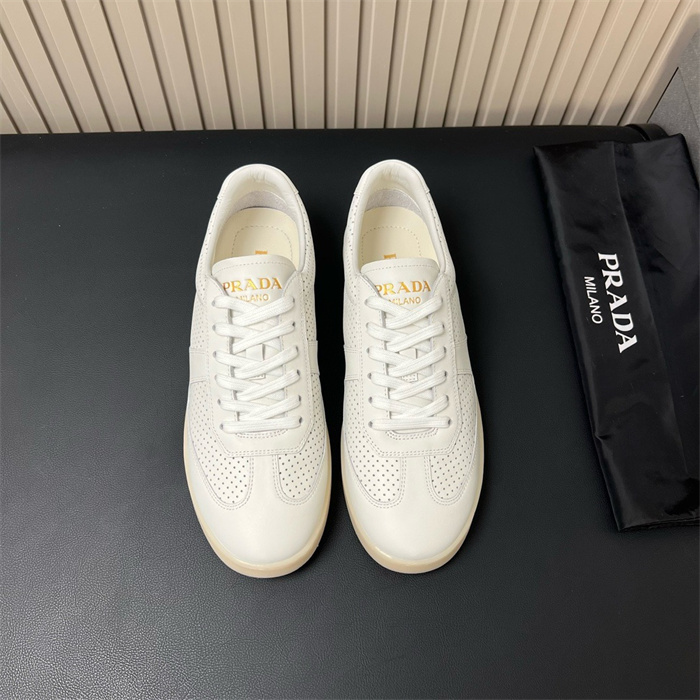 PRADA 프라다 남성용 스니커즈 P76478-2 2COLOR