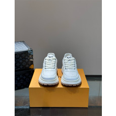 LOUIS VUITTON 루이비통 남성용 스니커즈 L95329-1 2COLOR