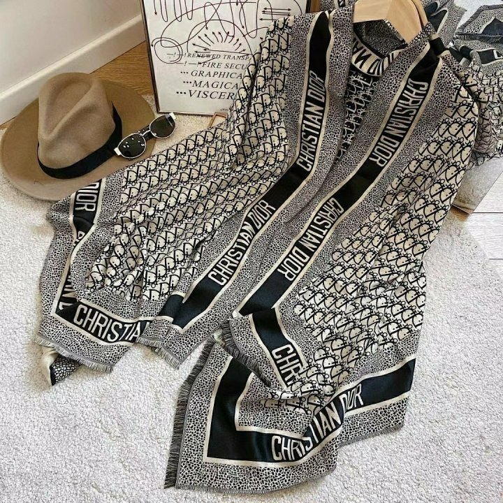 DIOR 디올 오블리크  캐시미어 숄