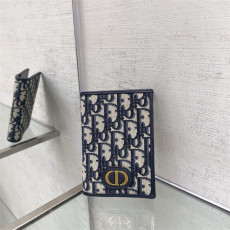 DIOR 디올 30 몽테뉴 여권 케이스 S2095 2024/신상