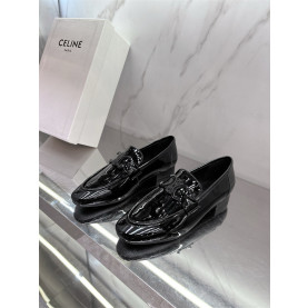  CELINE 셀린느 여성용 로퍼 C98423-2 2024/신상 2COLOR