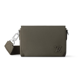 LOUIS VUITTON 루이비통 테이크오프 메신저 M25125