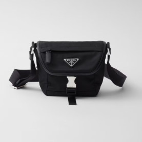 PRADA 프라다 리나일론 및 사피아노 가죽 숄더백 2VD070