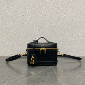 CELINE 셀린느 베니티 케이스백 블랙 119463 