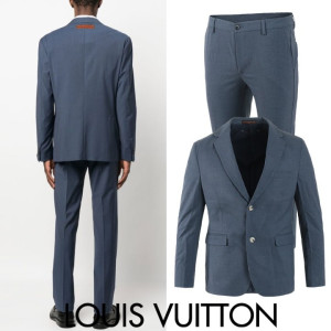 LOUIS VUITTON 루이비통 레더패치 백로고 싱글 슬림슈트