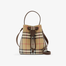 BURBERRY 버버리 미니 체크 버킷백 81004881